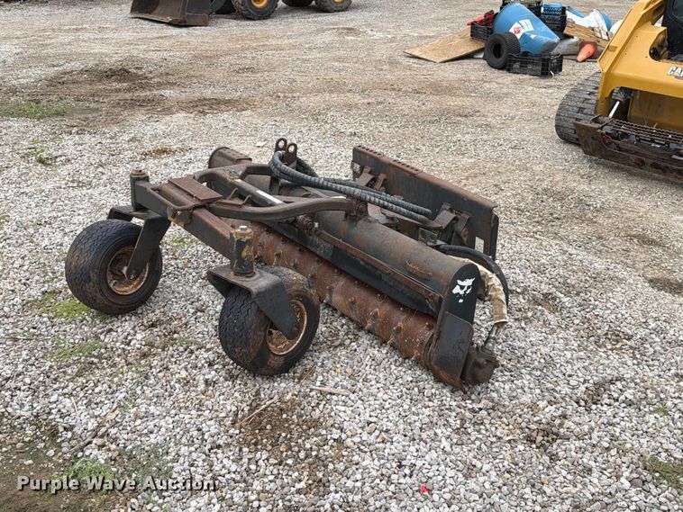 Bobcat Soil Conditioner Manual skid steer power rake - FT6378