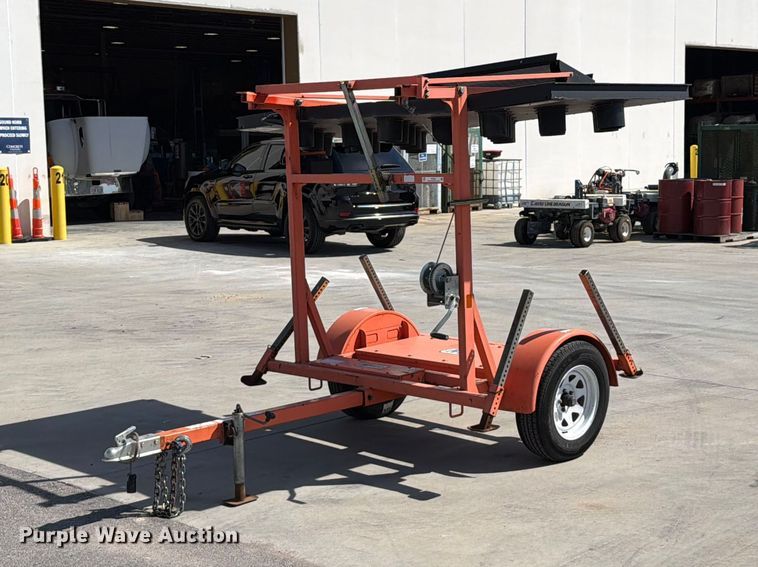 2014 Wanco WTSP arrow board trailer - FT6397