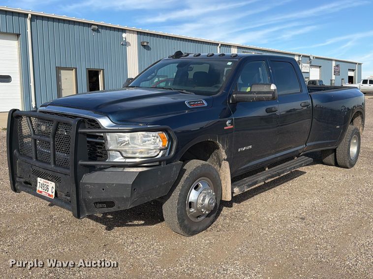 2022 RAM 3500 Crew Cab pickup truck - FT6829