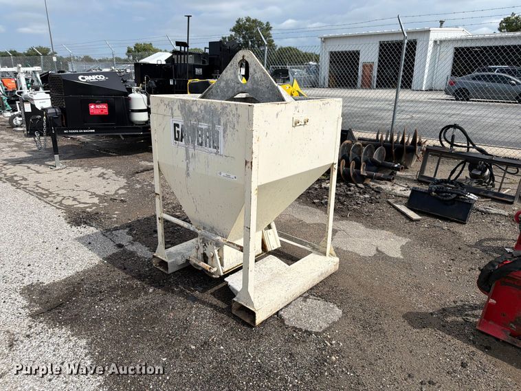 2023 Gar-Bro 4920 concrete bucket - FU0520