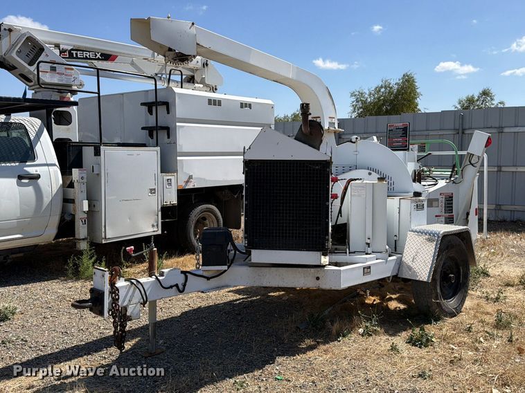 2008 Altec DC 1217 wood chipper - YA4592