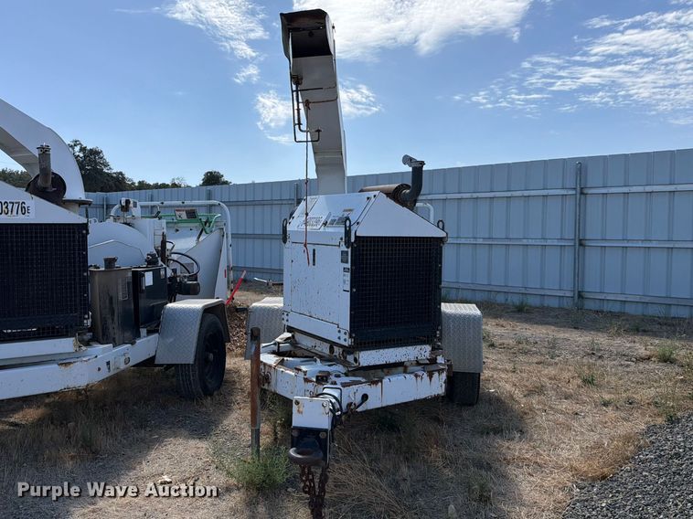 2009 Altec DC-912A wood chipper - YA4596