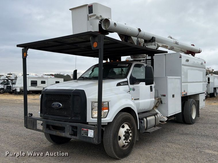 2016 Ford F750 Super Duty forestry bucket truck - YA4734