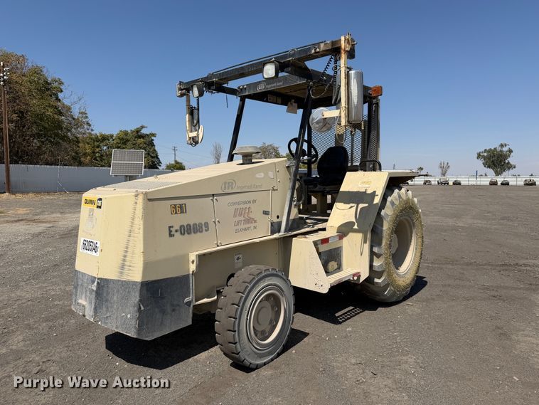 2008 Ingersoll T608J2 tow tractor - YA4741