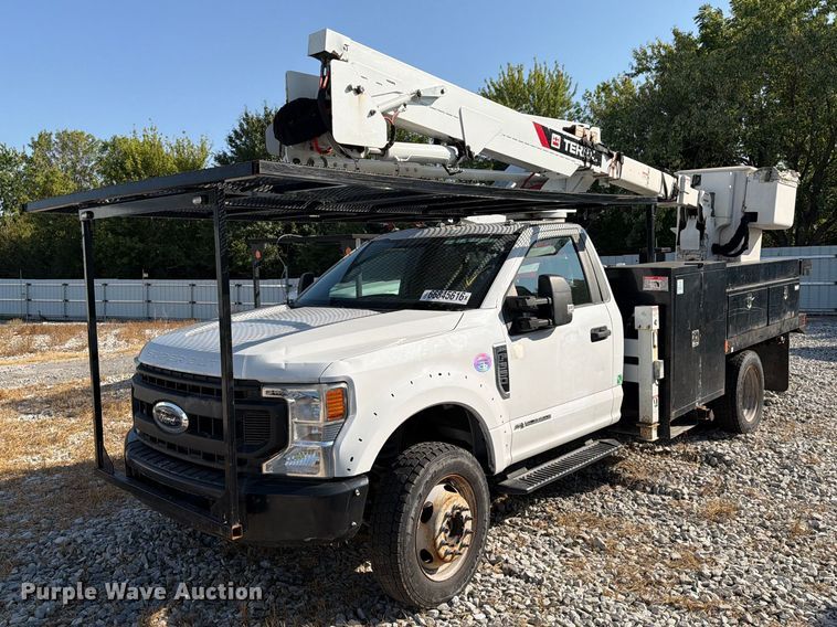 2020 Ford F550 Super Duty bucket truck - YA4862