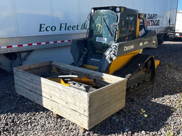 2023 John Deere 325G tracked skid steer loader - YA4950