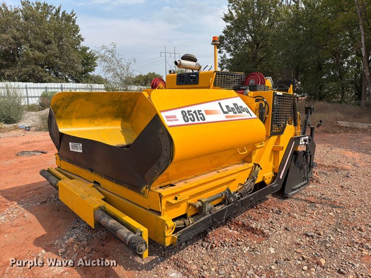 2012 LeeBoy 8515B paver - YA5241
