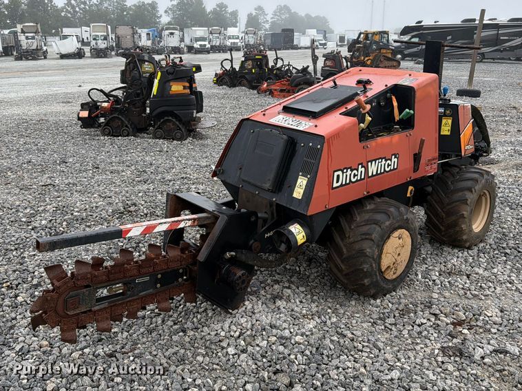 2016 Ditch Witch 410SX trencher - YA5438