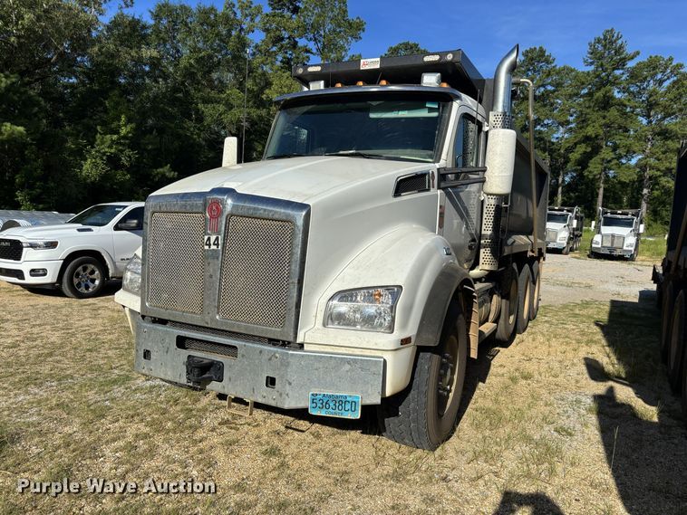 2025 Kenworth T880 dump truck - ZA0839