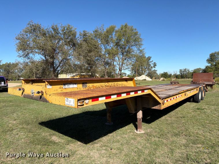 1985 Holden Industries, Inc HLB38235 drop deck equipment trailer - DV8731