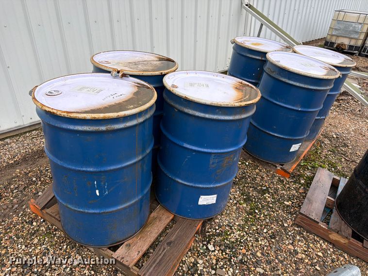 (6) barrels of road marking paint - ES1129