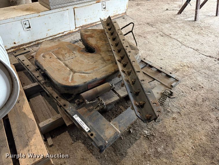 Fontaine fifth wheel plate - ES1141