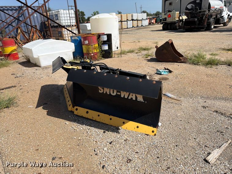 Sno-Way 29VHD skid steer snow plow - EW5051