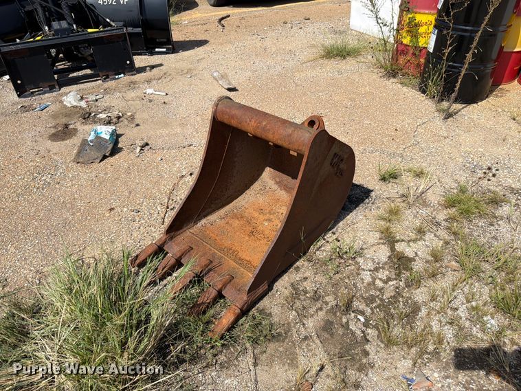 2009 Central Fabricators WR XLS backhoe bucket - EW5062