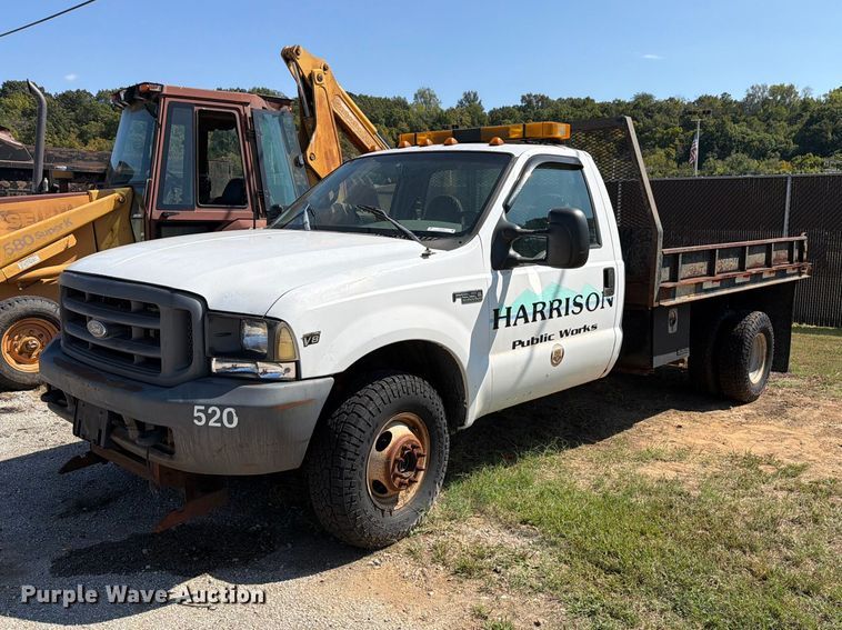 1999 Ford F350 flatbed pickup truck - EX0061