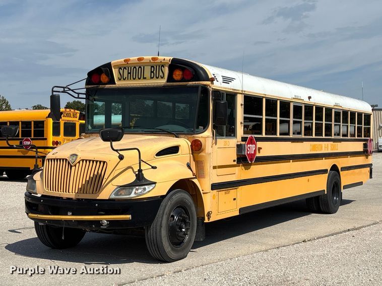 2010 IC CE school bus - FG0738