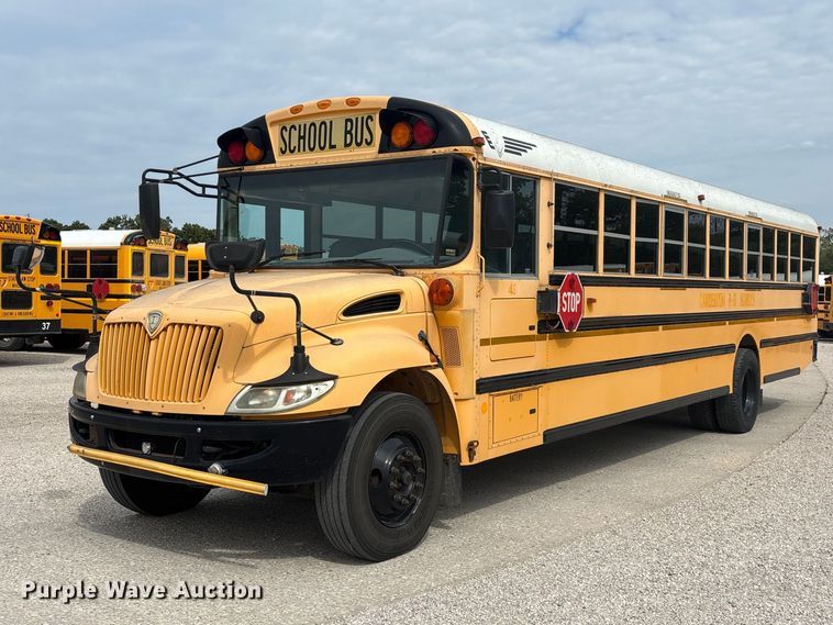 2010 IC CE school bus - FG0740