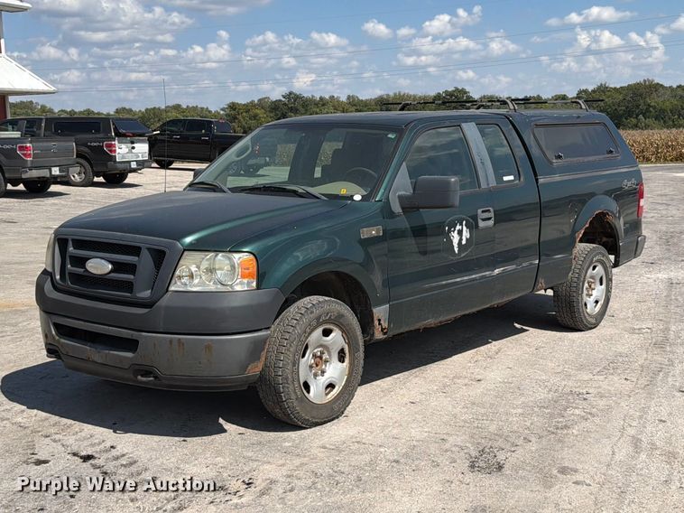 2008 Ford F150 Ext. Cab pickup truck - FT6311