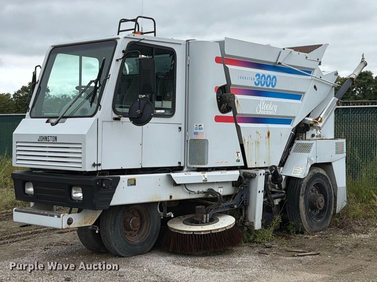 Johnson 3000 street sweeper - FT6366