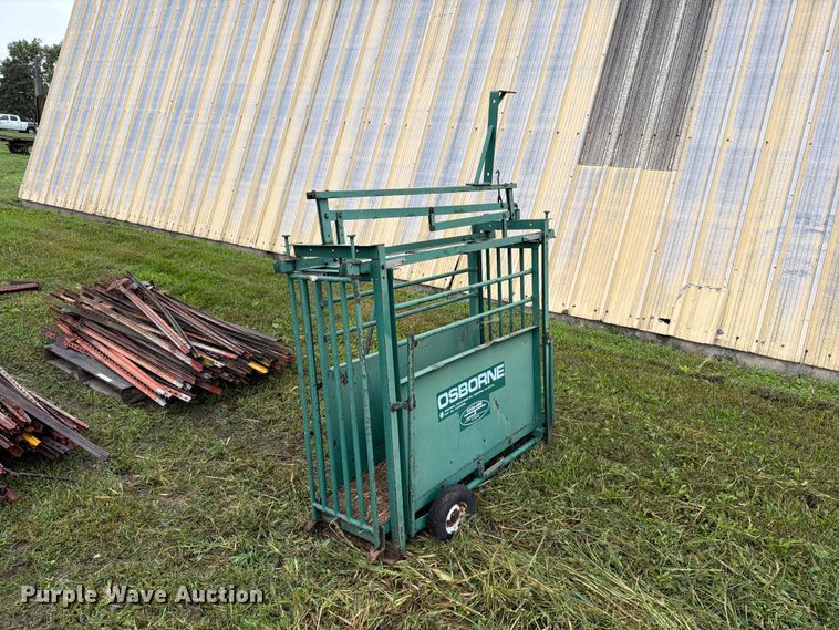 Osborne Accu-Arm squeeze chute - FT6773