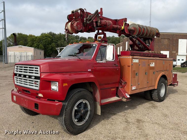 1980 Ford F800 digger derrick truck - FT6800