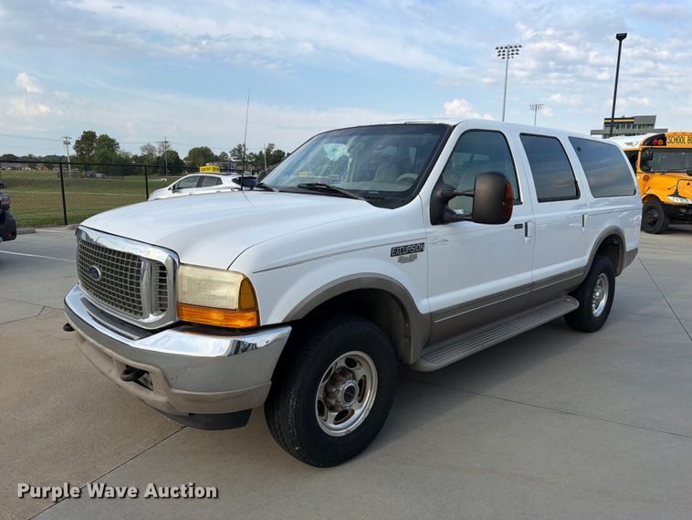 2000 Ford Excursion Limited SUV - FU1045