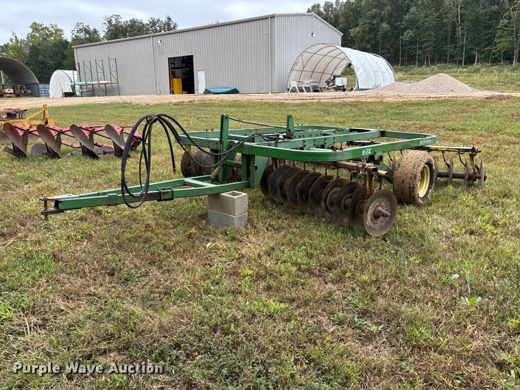 John Deere 110 double off-set disk - ER3397
