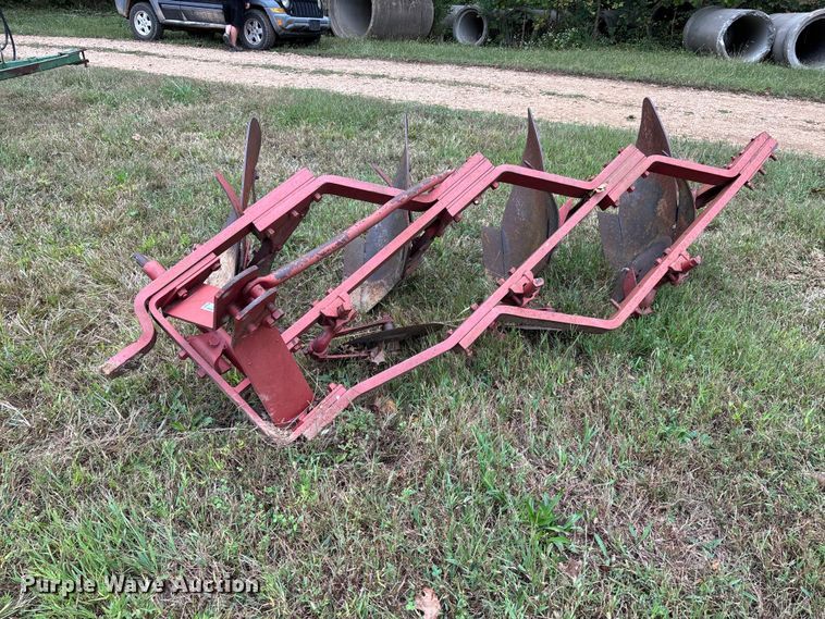 4 bottom plow - ER3398