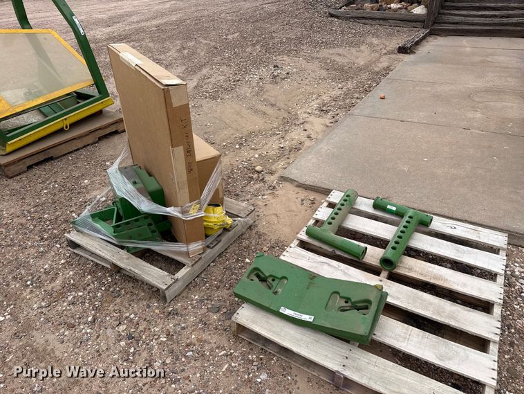 John Deere 4640 parts - EW4390