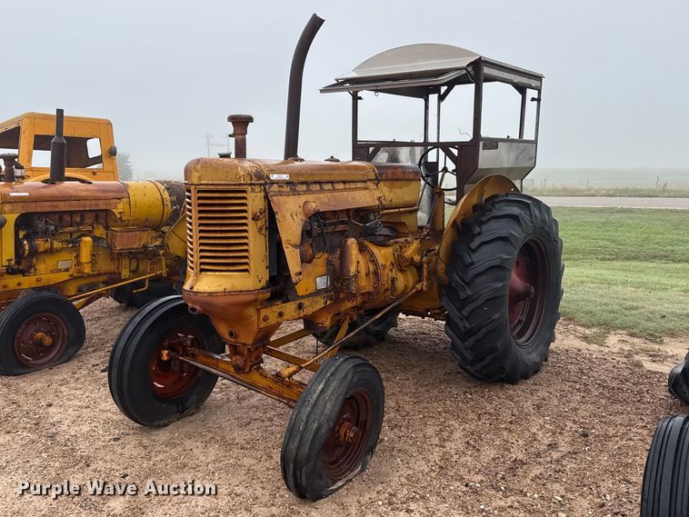 1948 Minneapolis Moline UTS tractor - EW4419