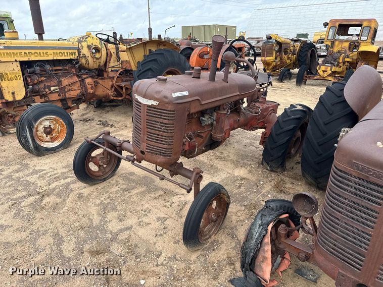 Farmall A tractor - EW4442