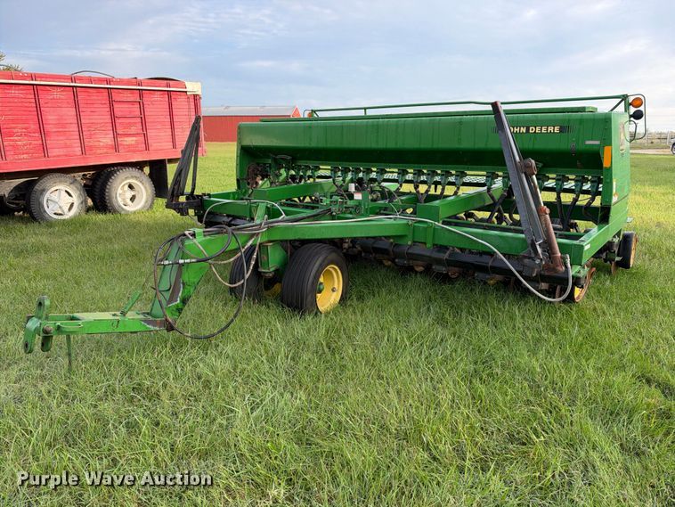 1993 John Deere 750 no-till grain drill - EX2275