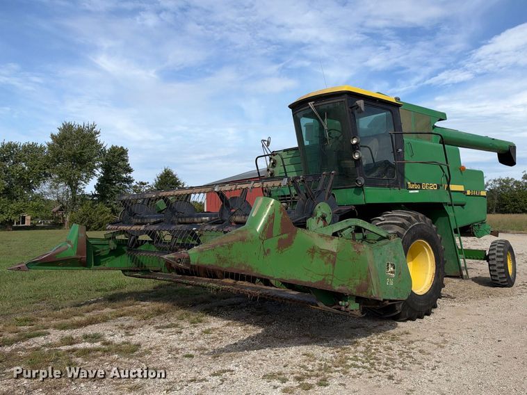 1980 John Deere 6620 combine - EX2281