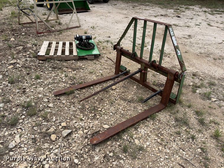 Tractor attachments - FB8375