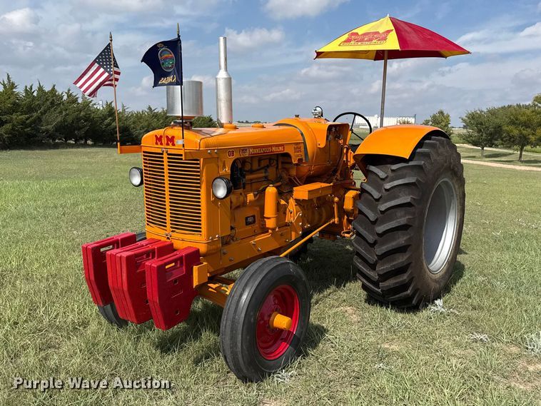 1958 Minneapolis Moline GB tractor - FB8975