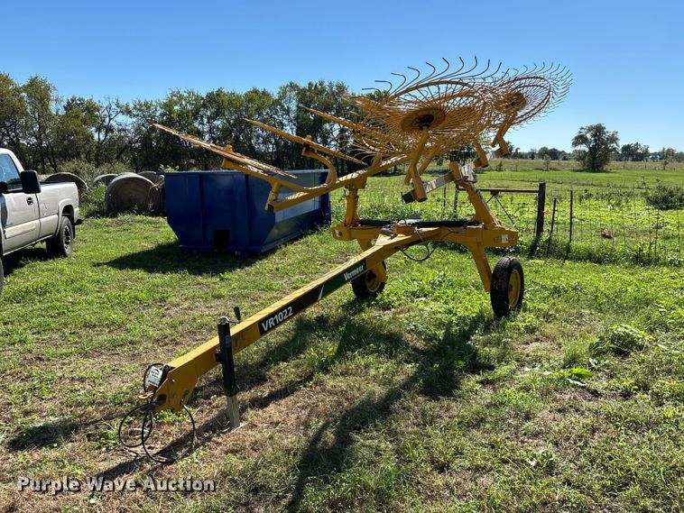 Vermeer VR1022 hay rake - FG0773