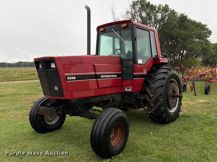 1985 Case IH 5288 tractor - FN2622