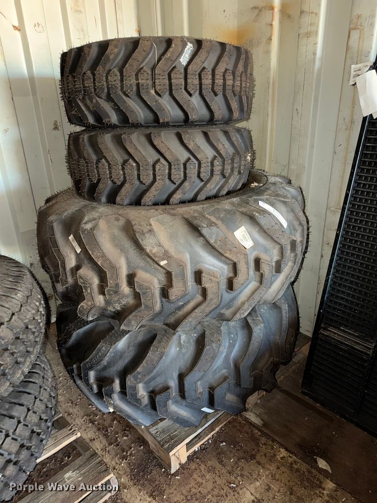 (4) tires and wheels - NF9733