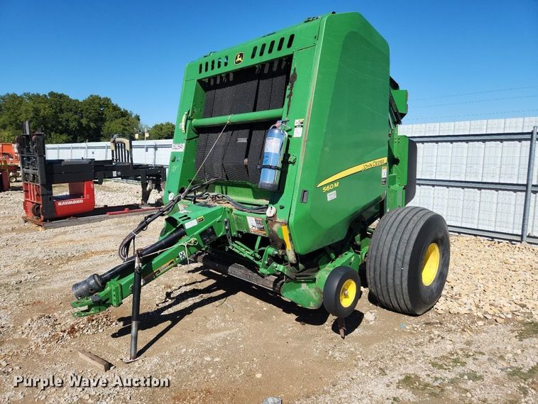 2019 John Deere 560M round baler - YA5489
