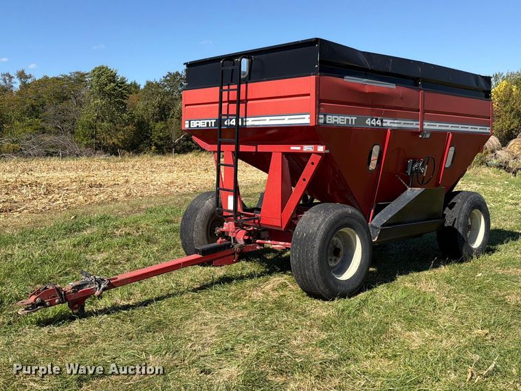 2001 Brent 444 gravity wagon - YA5496