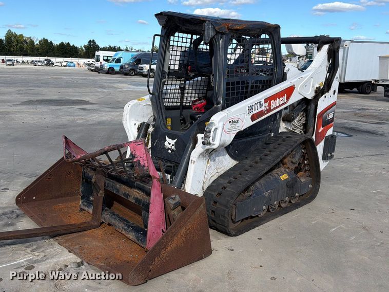 2025 Bobcat T66 tracked skid steer loader - YA5574