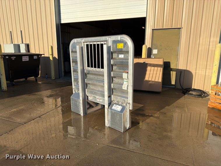 Truck Parts and Accessories For Sale Near Olathe, KS | Purple Wave Auction