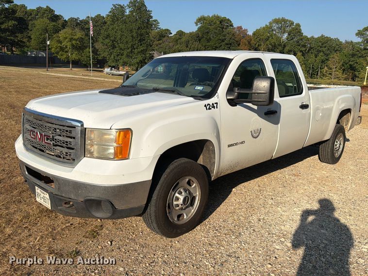 2012 GMC Sierra 2500HD Crew Cab pickup truck - EA7362