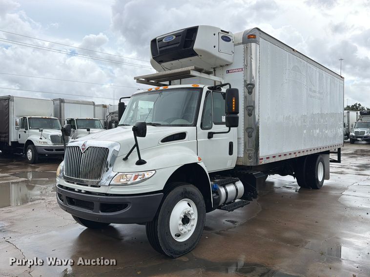 2019 International DuraStar 4300 refrigerated truck - EA7385