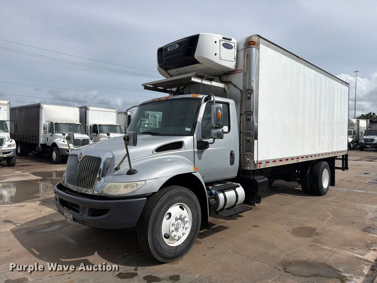 2020 International MV607 refrigerated truck - EA7386