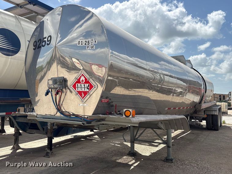 1984 Heil fuel trailer - EU0873