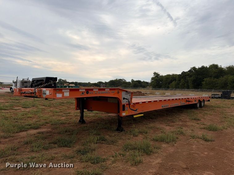 2020 Landoll 930E drop deck hydraulic tail equipment trailer - EW8966