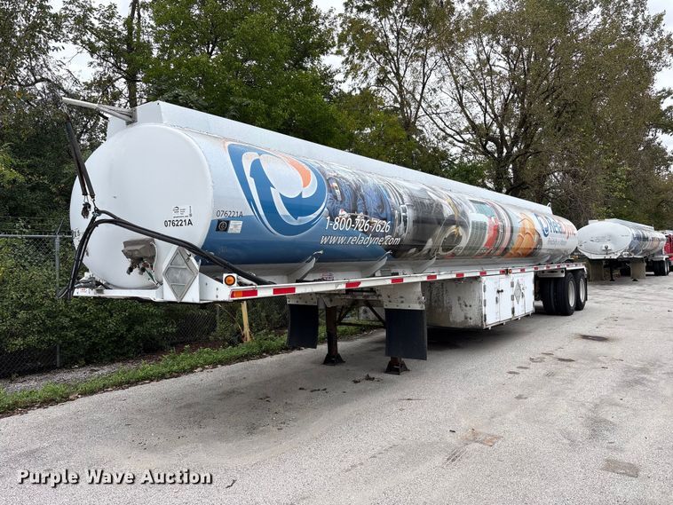 2007 Polar Tank fuel trailer - FK2159