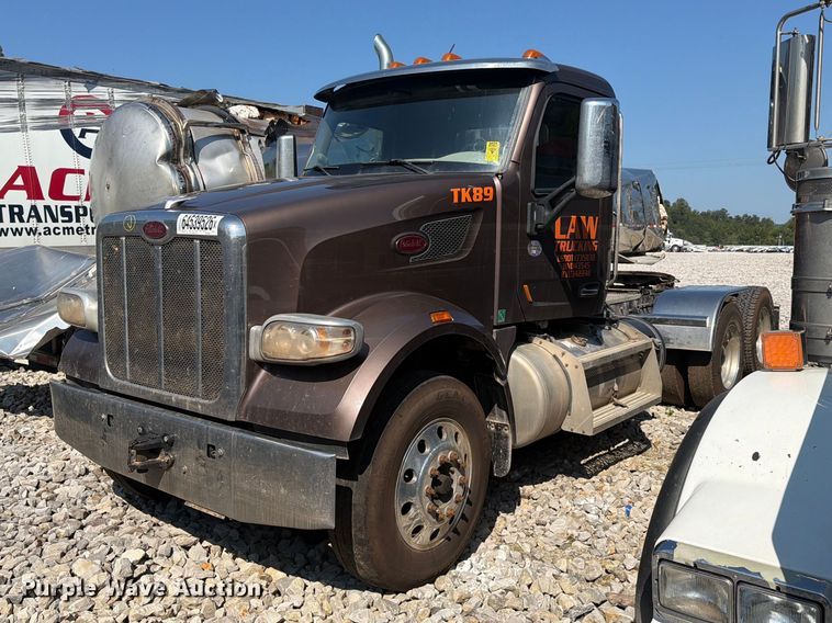 2019 Peterbilt 567 semi truck - YA4709