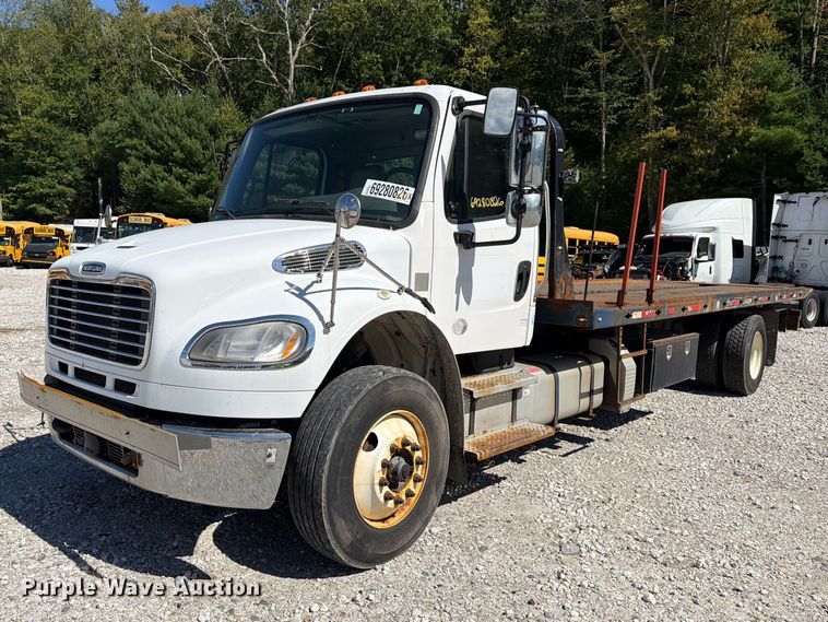 2018 Freightliner Business Class M2 rollback truck - YA5128